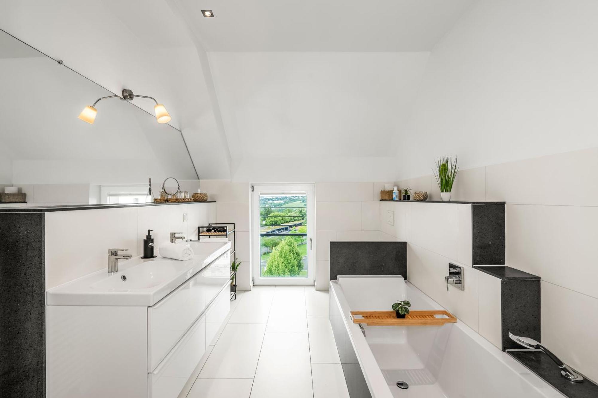 Dnd Design Loft I 170Qm I Parken I Balkon I Workstation I Netflix I Kaffee I Waschmaschine I Trockner I Xbox I Ausblick Apartment Würzburg Exterior foto