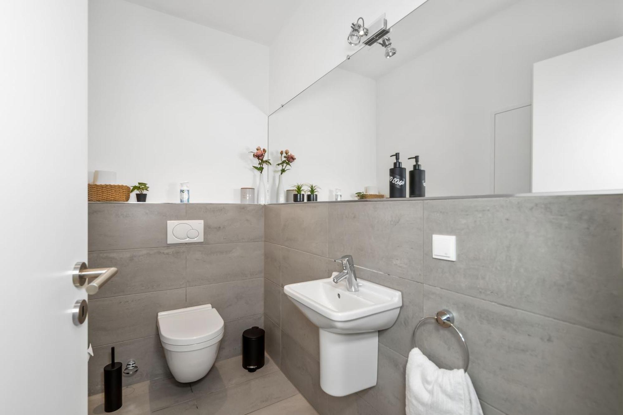 Dnd Design Loft I 170Qm I Parken I Balkon I Workstation I Netflix I Kaffee I Waschmaschine I Trockner I Xbox I Ausblick Apartment Würzburg Exterior foto