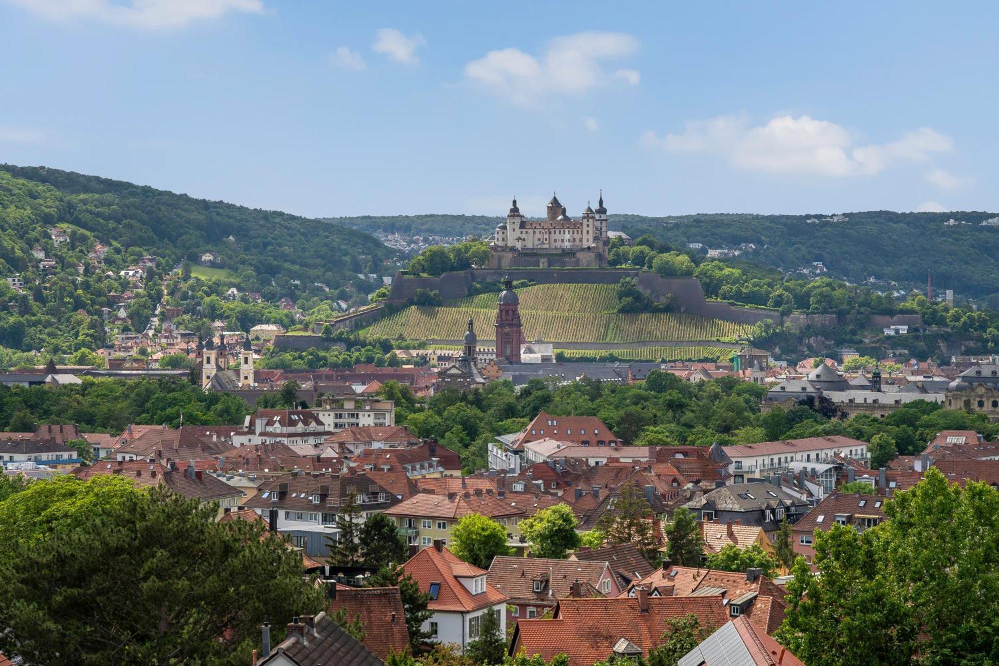 Dnd Design Loft I 170Qm I Parken I Balkon I Workstation I Netflix I Kaffee I Waschmaschine I Trockner I Xbox I Ausblick Apartment Würzburg Exterior foto